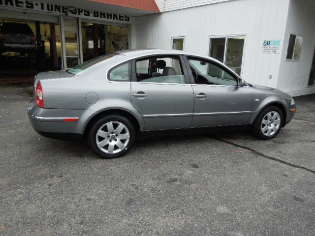 2002 Volkswagen Passat SE Crew Cab 4WD FFV