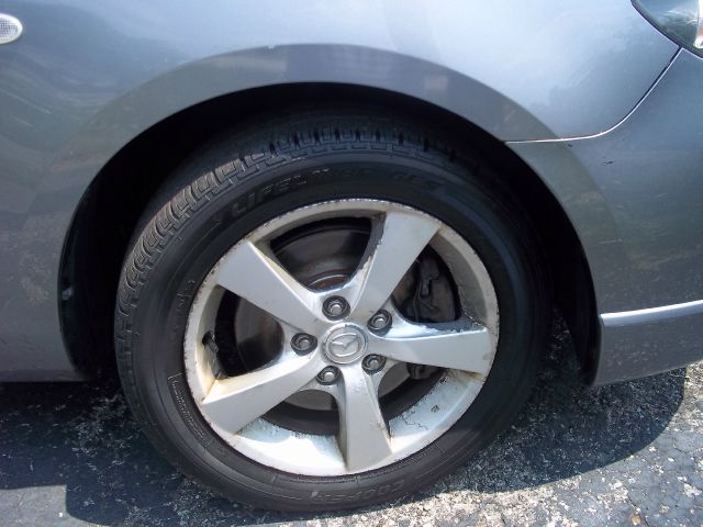 2002 Volkswagen Passat FWD 4dr Sport