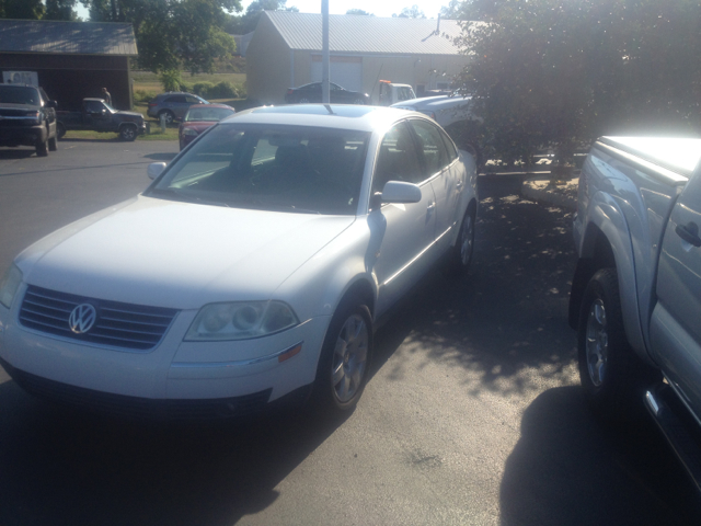 2002 Volkswagen Passat SE Crew Cab 4WD FFV