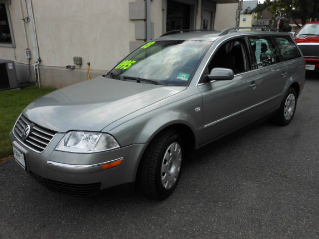 2003 Volkswagen Passat AWD Denali