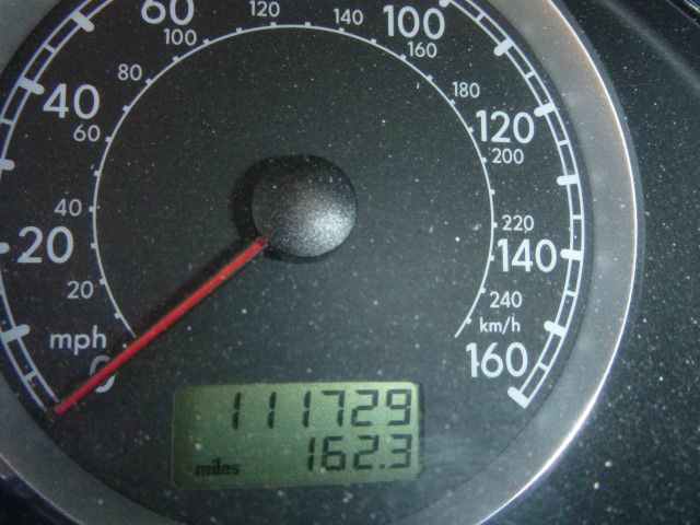 2003 Volkswagen Passat FWD 4dr Sport