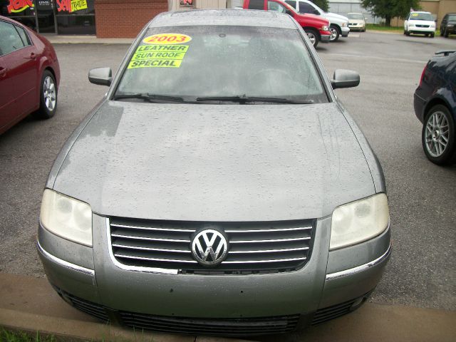 2003 Volkswagen Passat SE Crew Cab 4WD FFV