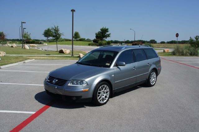 2003 Volkswagen Passat LS W/leather Seats