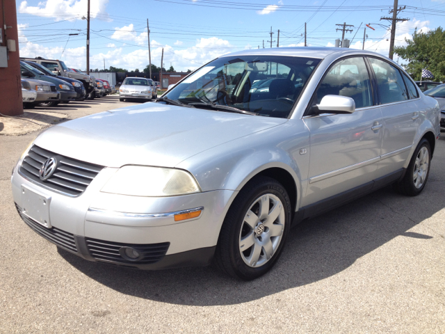 2003 Volkswagen Passat SE Crew Cab 4WD FFV