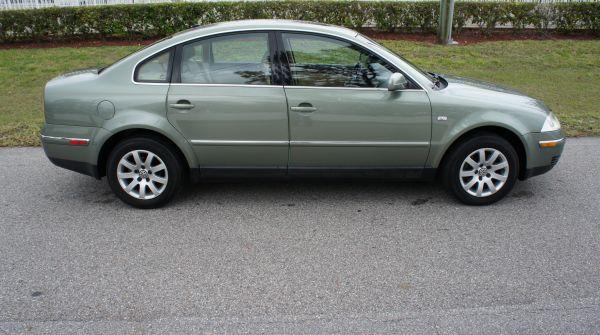 2003 Volkswagen Passat Unknown