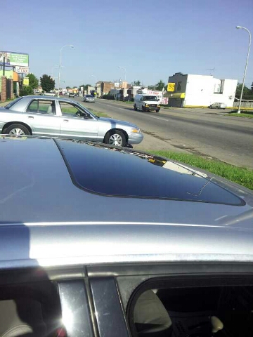 2003 Volkswagen Passat FWD 4dr Sport