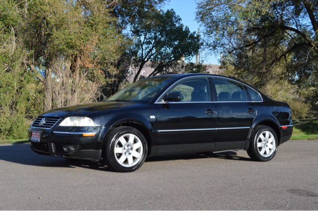 2003 Volkswagen Passat SE Crew Cab 4WD FFV