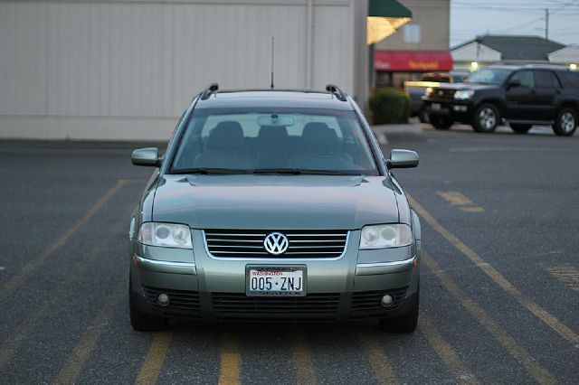2003 Volkswagen Passat SE Crew Cab 4WD FFV