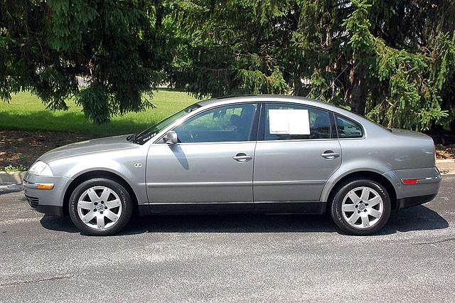 2003 Volkswagen Passat SE Crew Cab 4WD FFV