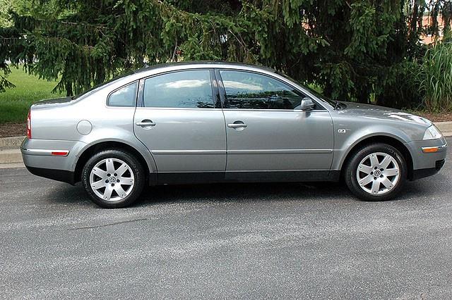 2003 Volkswagen Passat SE Crew Cab 4WD FFV