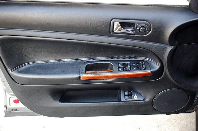 2003 Volkswagen Passat SE Crew Cab 4WD FFV