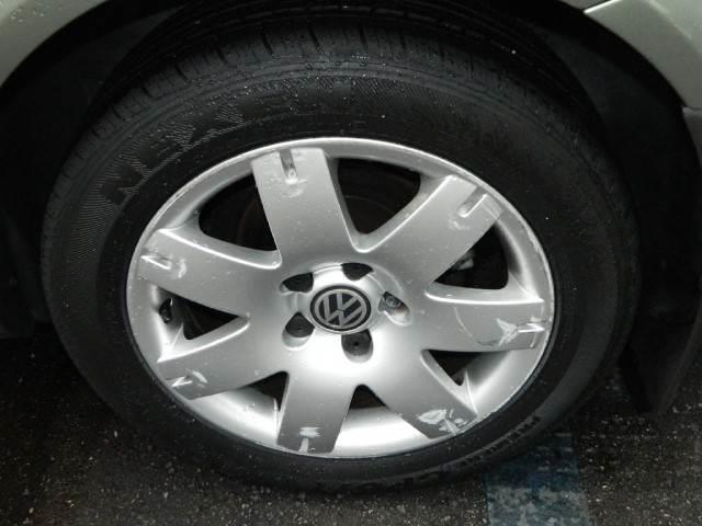 2003 Volkswagen Passat Unknown