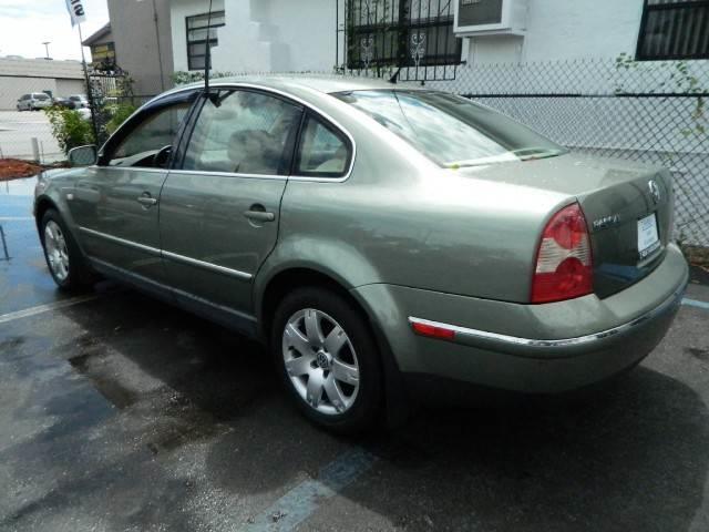 2003 Volkswagen Passat Unknown