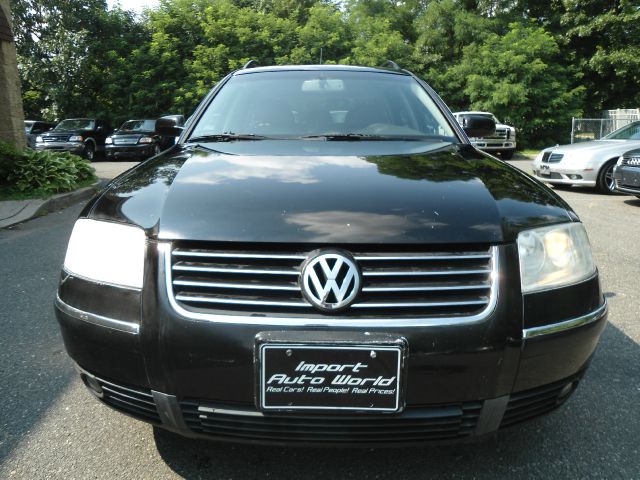 2003 Volkswagen Passat SE Crew Cab 4WD FFV