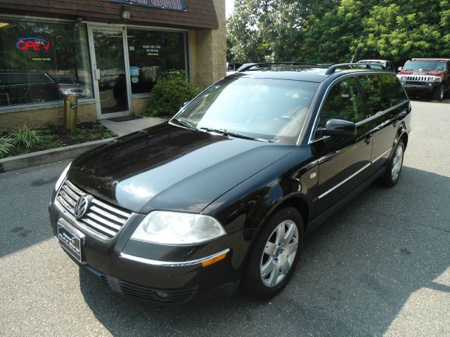 2003 Volkswagen Passat SE Crew Cab 4WD FFV