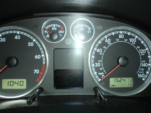 2003 Volkswagen Passat SE Crew Cab 4WD FFV