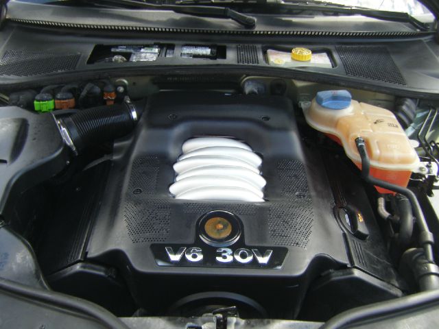 2003 Volkswagen Passat LS W/leather Seats