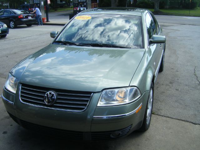 2003 Volkswagen Passat LS W/leather Seats