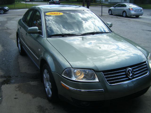 2003 Volkswagen Passat LS W/leather Seats
