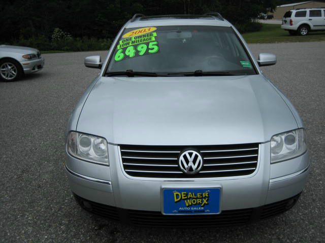 2003 Volkswagen Passat SE Crew Cab 4WD FFV