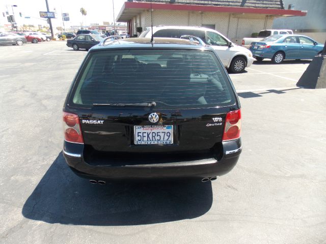 2003 Volkswagen Passat LS W/leather Seats