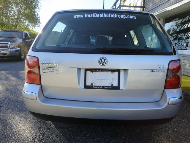 2003 Volkswagen Passat SE Crew Cab 4WD FFV