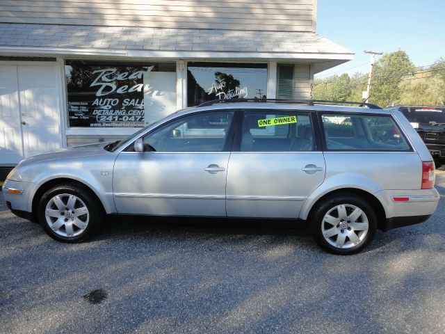 2003 Volkswagen Passat SE Crew Cab 4WD FFV