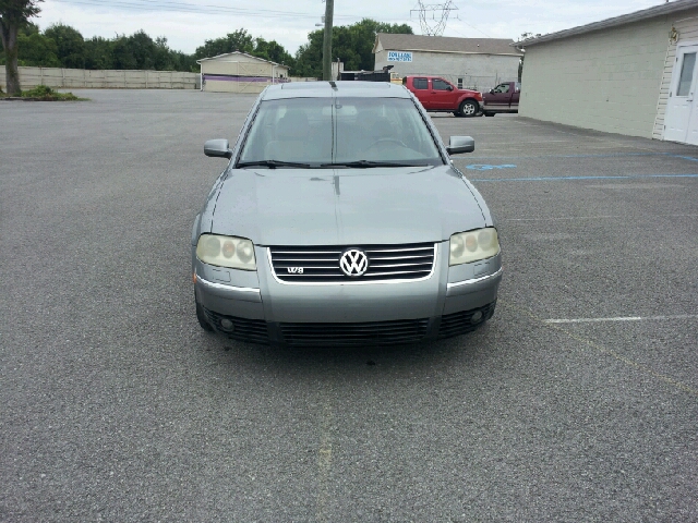 2003 Volkswagen Passat LS W/leather Seats