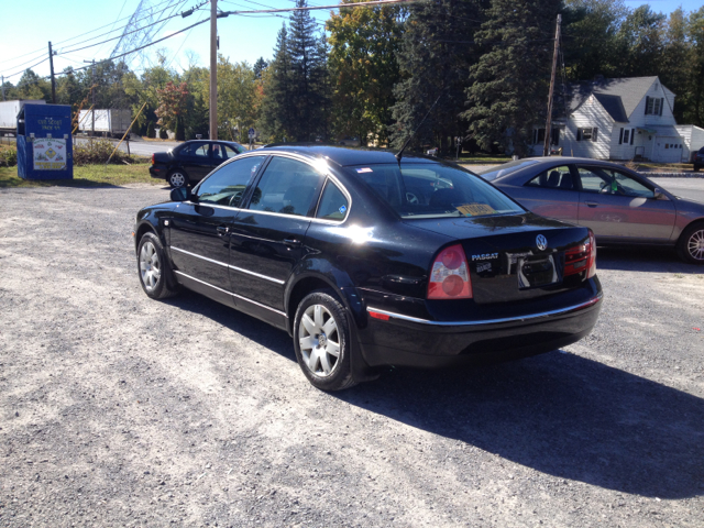 2003 Volkswagen Passat SE Crew Cab 4WD FFV