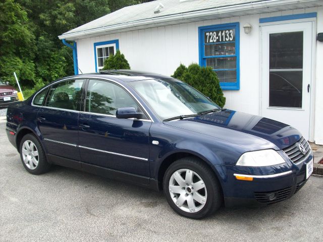 2003 Volkswagen Passat SE Crew Cab 4WD FFV