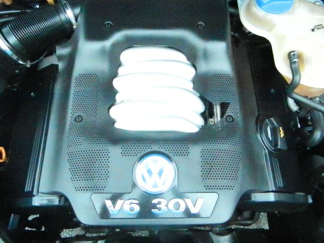 2003 Volkswagen Passat SE Crew Cab 4WD FFV