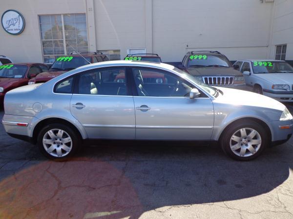 2003 Volkswagen Passat Unknown