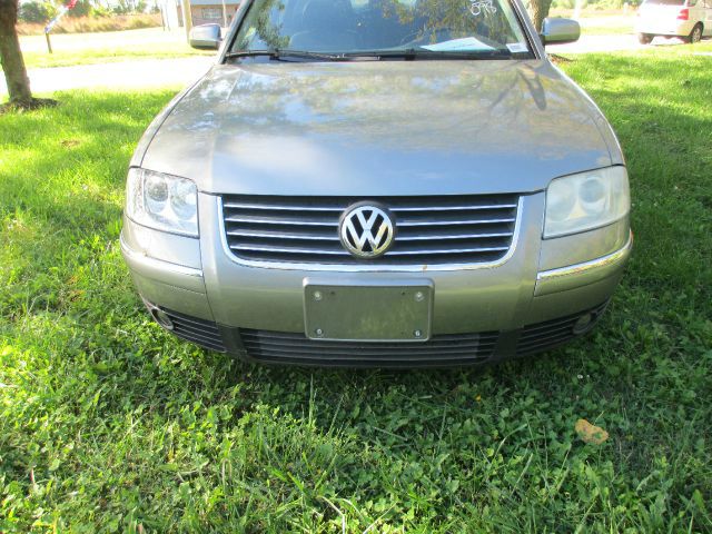 2003 Volkswagen Passat LS W/leather Seats