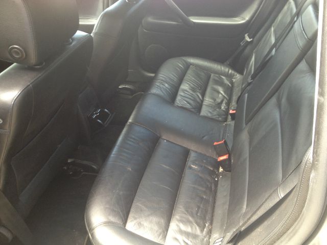 2003 Volkswagen Passat FWD 4dr Sport