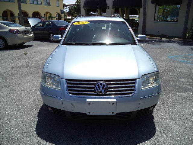 2003 Volkswagen Passat SE Crew Cab 4WD FFV