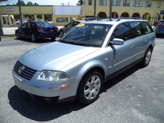 2003 Volkswagen Passat SE Crew Cab 4WD FFV