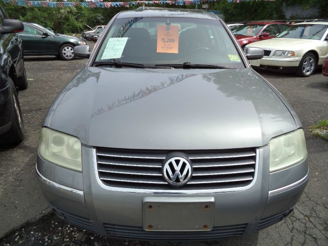 2003 Volkswagen Passat LS W/leather Seats