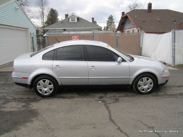 2003 Volkswagen Passat LS W/leather Seats