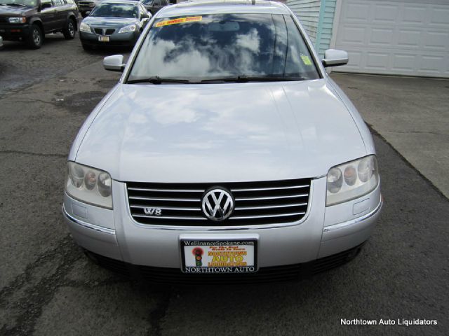 2003 Volkswagen Passat LS W/leather Seats
