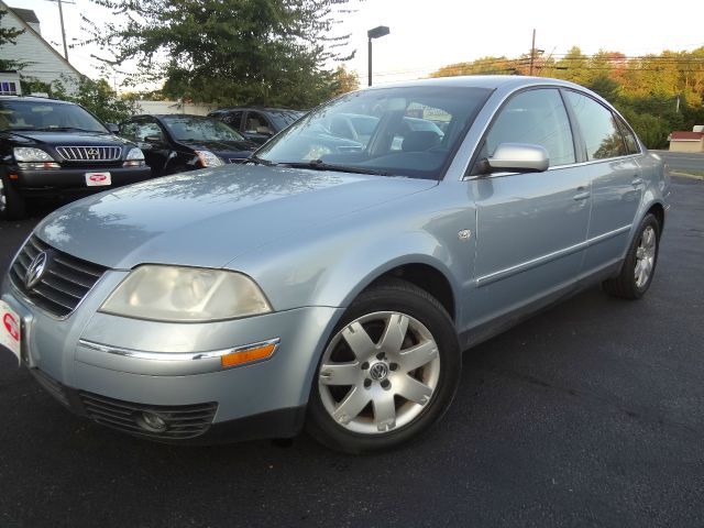 2003 Volkswagen Passat SE Crew Cab 4WD FFV