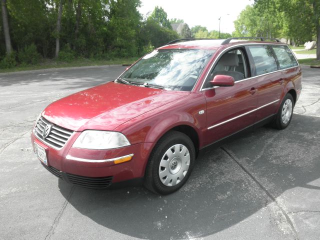 2003 Volkswagen Passat S Sedan