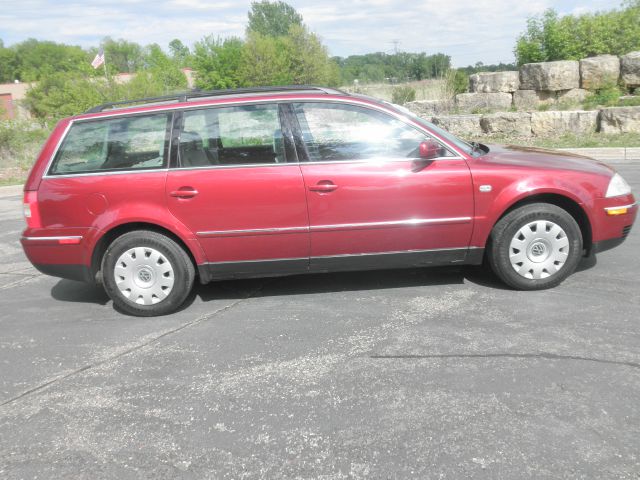 2003 Volkswagen Passat S Sedan