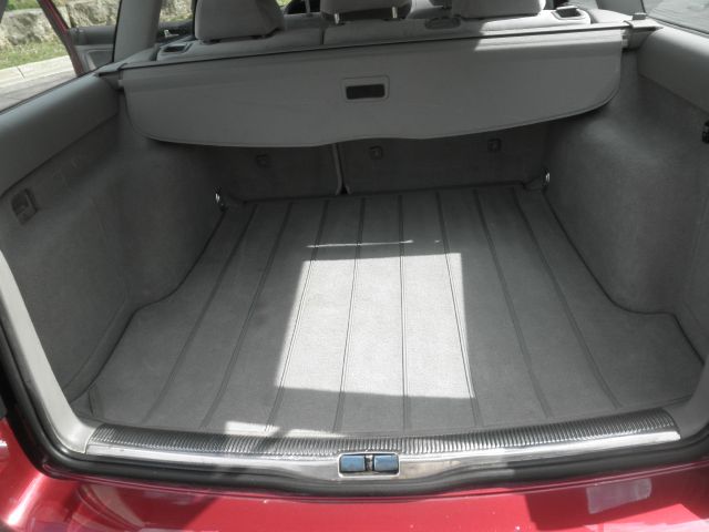 2003 Volkswagen Passat S Sedan