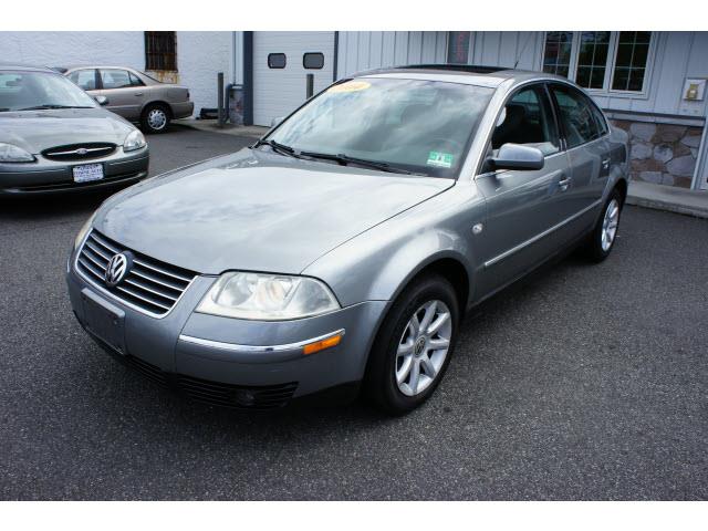 2004 Volkswagen Passat King Cab 4WD