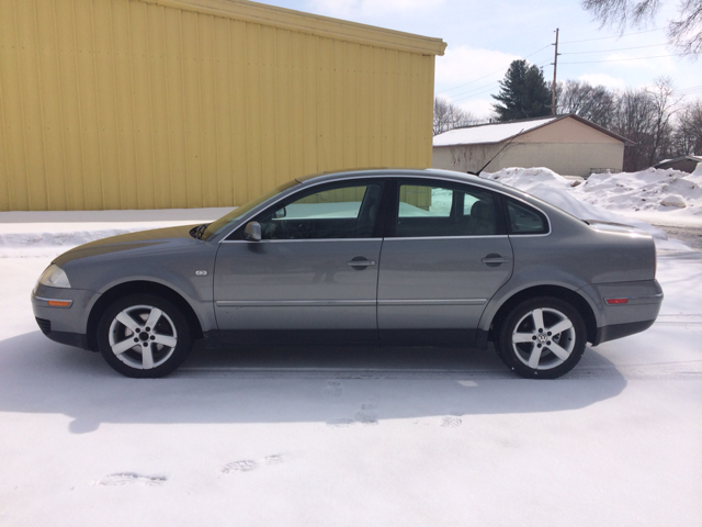 2004 Volkswagen Passat SE Crew Cab 4WD FFV