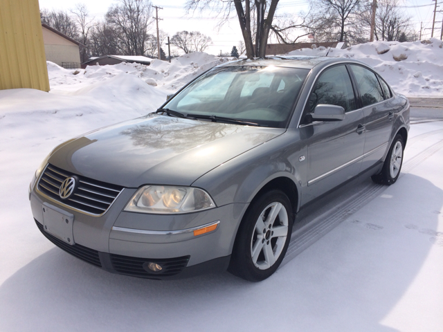 2004 Volkswagen Passat SE Crew Cab 4WD FFV
