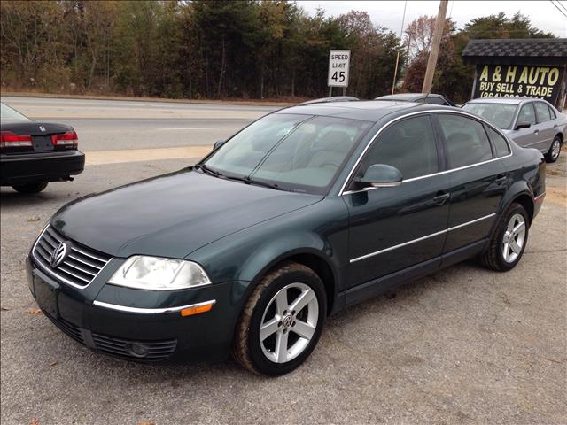 2004 Volkswagen Passat SE Crew Cab 4WD FFV