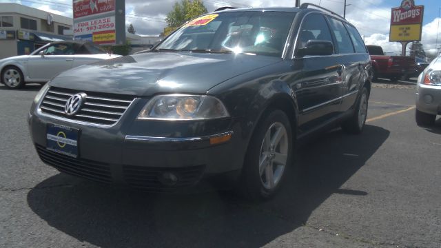 2004 Volkswagen Passat SE Crew Cab 4WD FFV