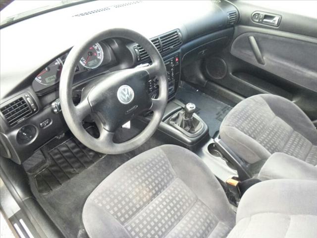 2004 Volkswagen Passat Unknown