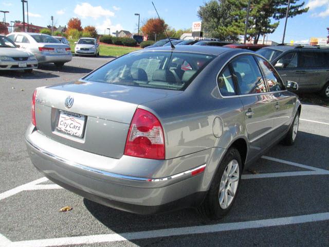 2004 Volkswagen Passat King Cab 4WD